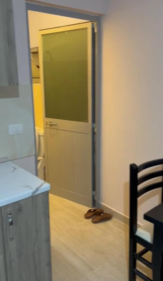 Guest House Andersoni Dhoma Plazhi Andersoni Shen Ded Gjoni المظهر الخارجي الصورة