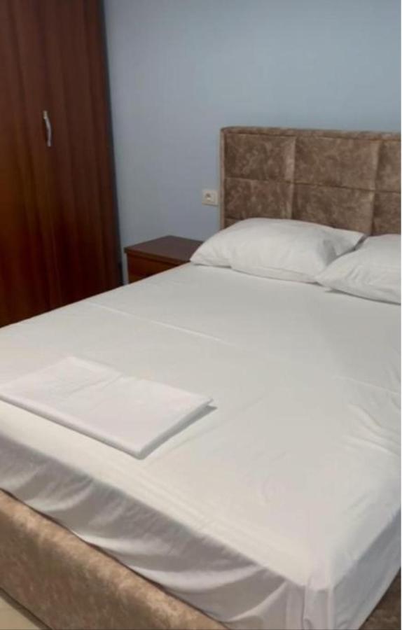 Guest House Andersoni Dhoma Plazhi Andersoni Shen Ded Gjoni المظهر الخارجي الصورة